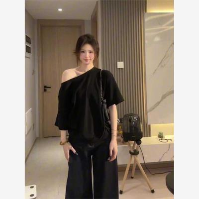 大码胖mm斜肩宽松黑色短