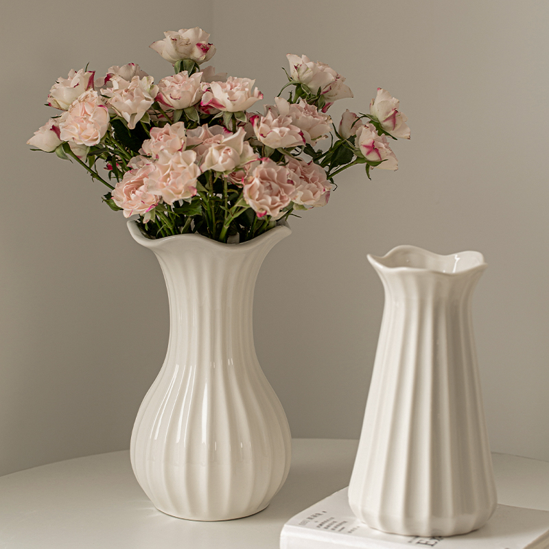 花瓶摆件客厅插花高级感法式陶瓷白色水培鲜花玫瑰百合奶油餐桌小