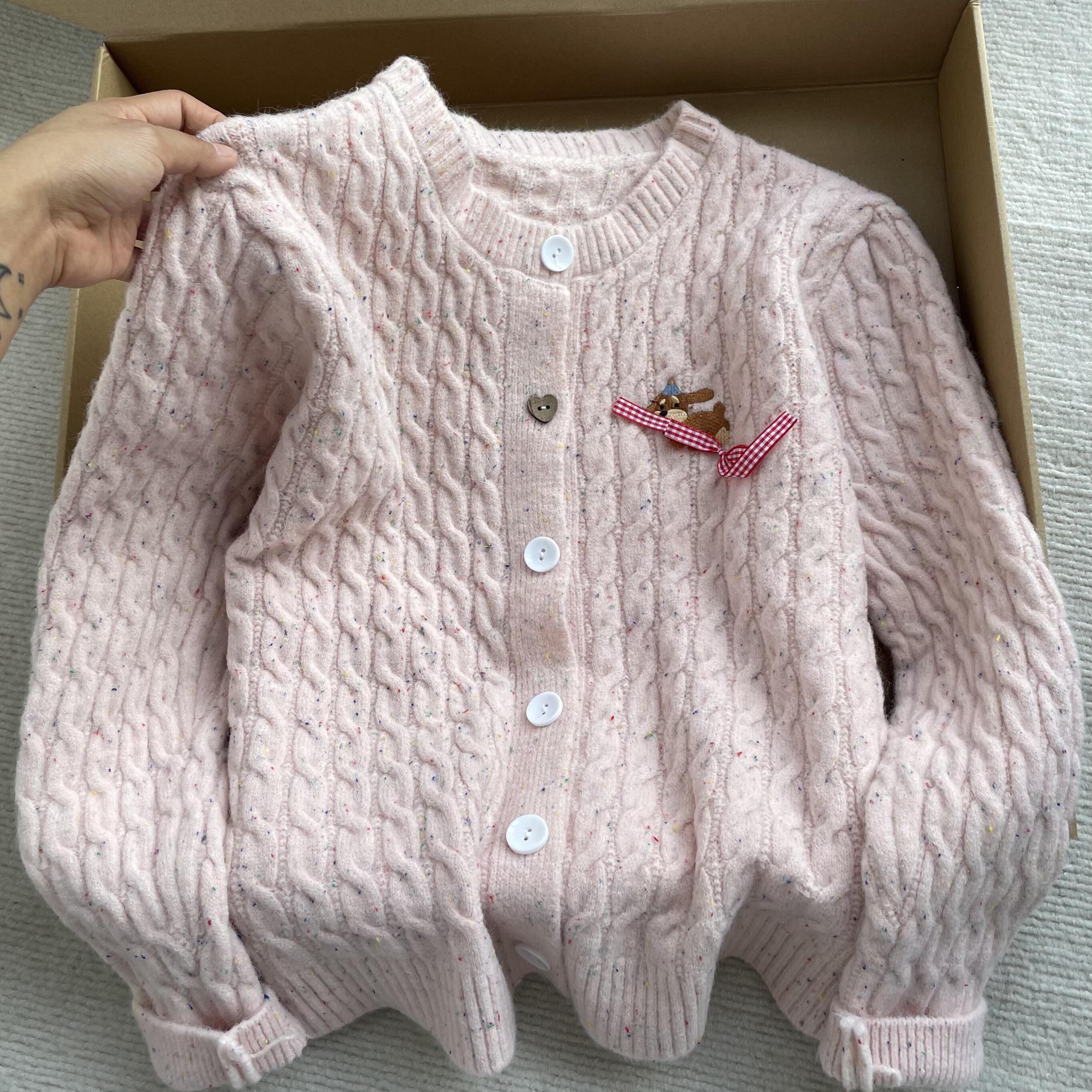 彩色刺绣软糯麻花早秋韩系针织毛衣开衫外套女甜美学院风春秋上衣