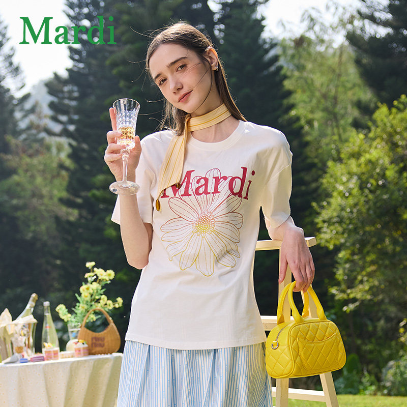 MARDI官方正品小雏菊2026夏季新款渐变字母时尚短袖T恤宽松上衣女