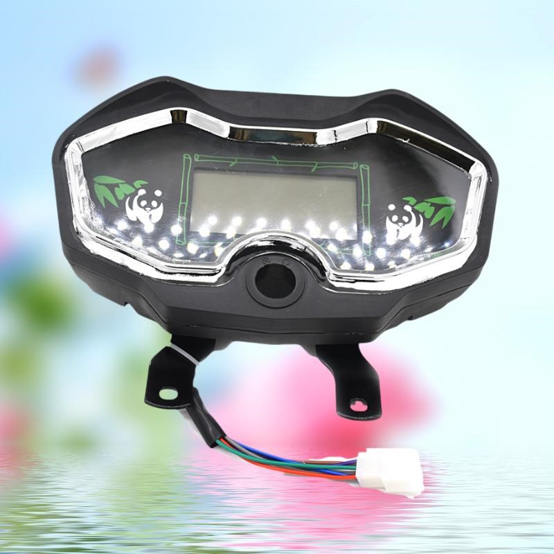 博技电动三轮车仪表盘0V 8V72V通用液晶总成电量速度里程数