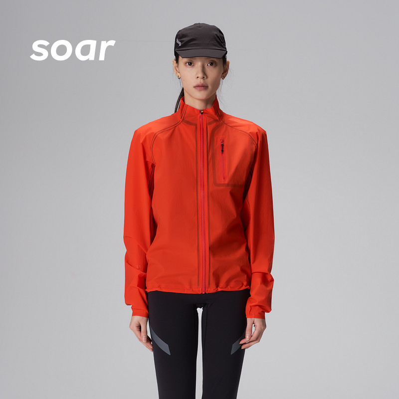 SOAR女子超轻量防风雨跑步外套
