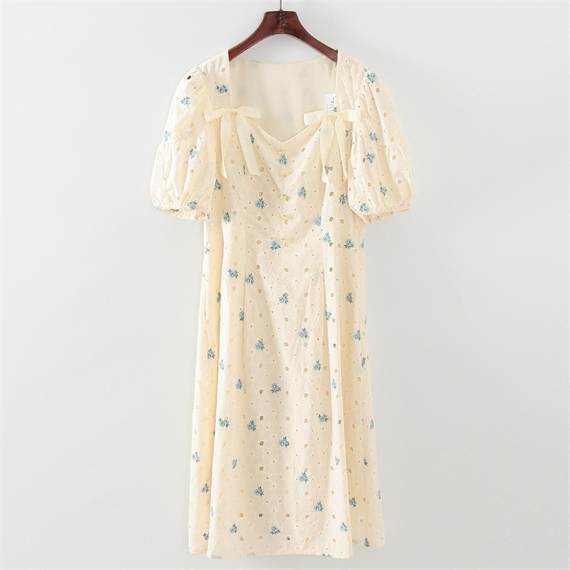 鸟家专柜撒柜清仓女装 夏季薄款短袖中款透气凉感绣花连衣裙 Z658