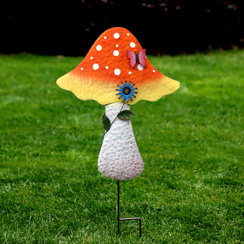 户外花园庭院铁艺蘑菇插件阳台网红院子布置园艺造景创意草坪装饰