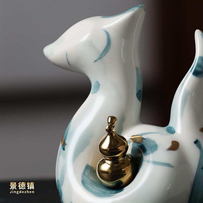 景德镇高温生肖蛇手绘青花陶瓷雕塑摆件高档客厅玄关家居饰品送礼