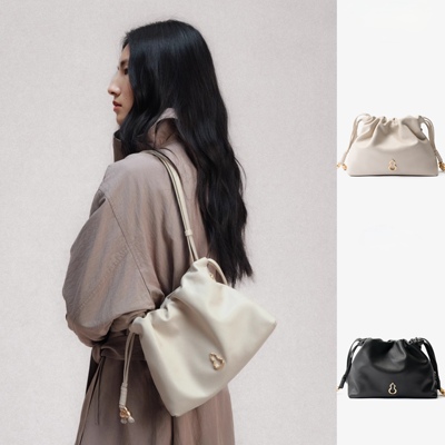 2026新款小众设计半坡云朵包女垃圾袋腋下包小众通勤葫芦斜挎包包