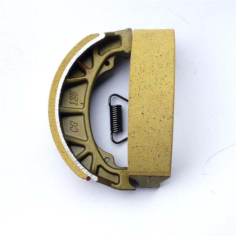 电动车电摩110前后鼓刹耐磨刹车皮CG125/gy6加厚踏板车刹车蹄块