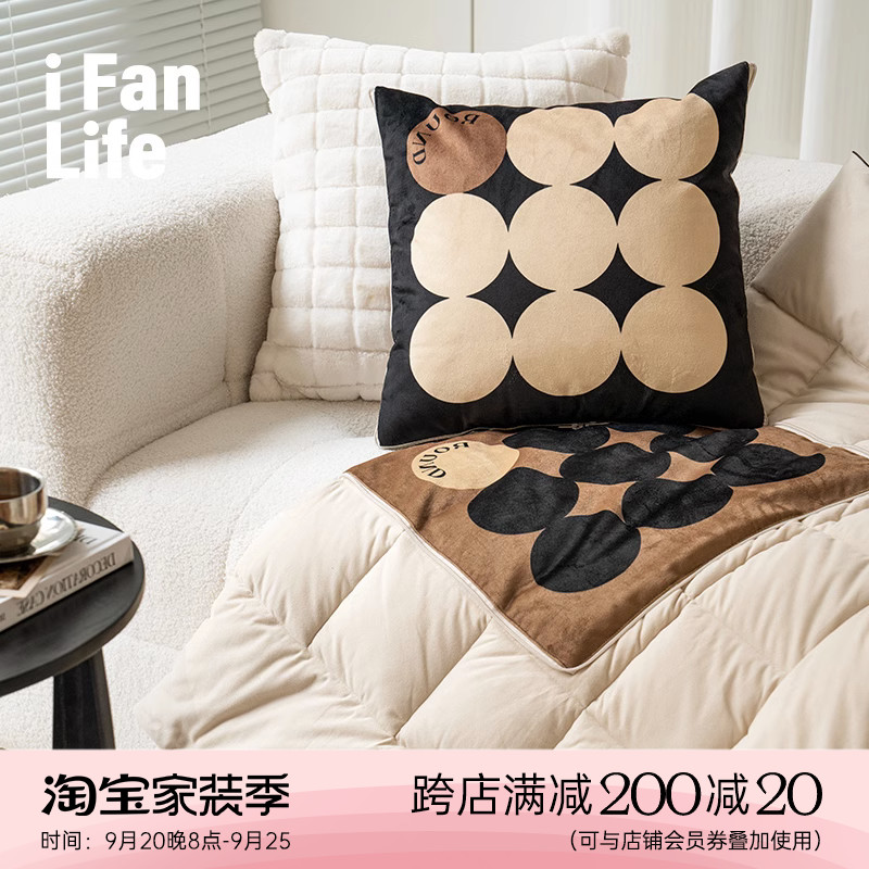 范店布鲁可抱枕被2023新款车载男生款睡觉旅行高级抱枕毯子二合一