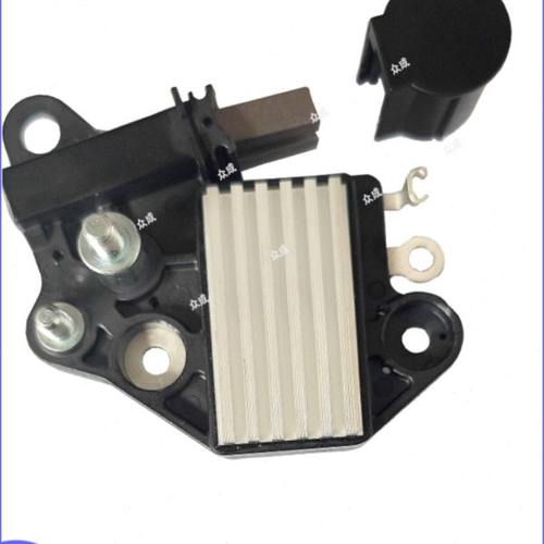 适用潍柴WP10发动机FTD2553D碳刷AVIH2080发电机原厂电压调节器