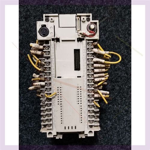 拆机 FX2N48MR-001PLC成色如图,具体参数图