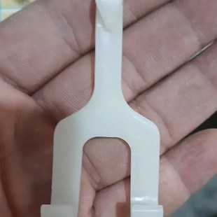 网纹瓜白色吊挂钩哈密瓜种植网纹瓜钩玟珑瓜挂钩玟珑瓜挂钩网夹子