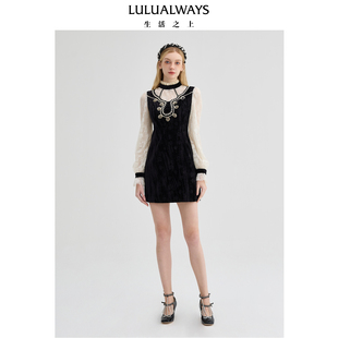 LULUALWAYS【商场同款】24冬季新款优雅暗纹压花丝绒短款连衣裙女
