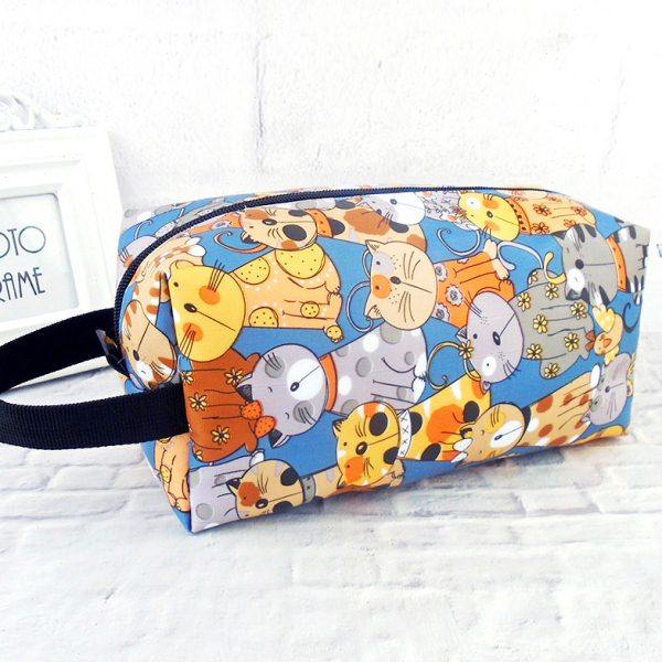 洗澡包大容量可爱洗漱包出差旅行便携化妆包手提小号卡通收纳包袋,家庭/个人清洁工具,洗漱包,淘宝优惠券,粉丝福利购,淘宝优惠卷