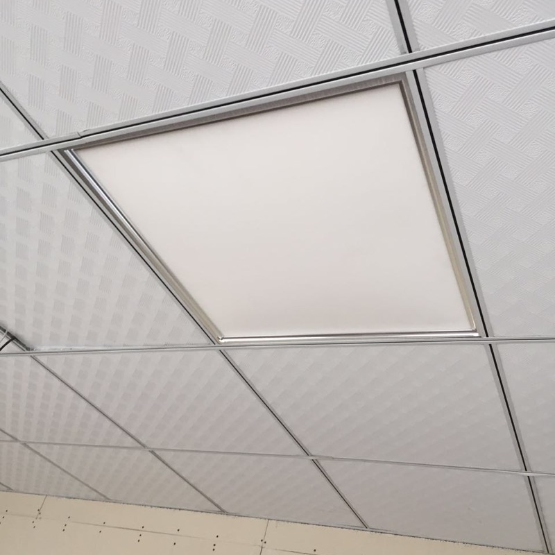 集成吊顶300x1200x600x600格栅矿棉石膏板工程灯300x900led平板灯