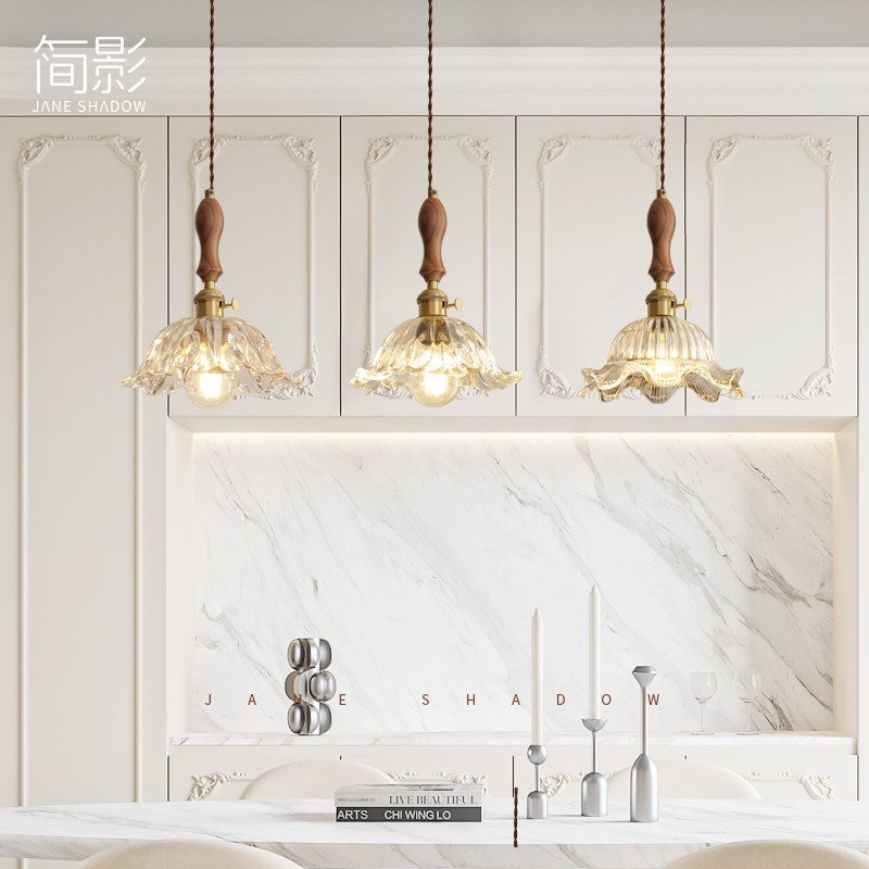三头餐厅吧台吊灯复古法式奶油风胡桃木黄铜玻璃餐桌长台灯具
