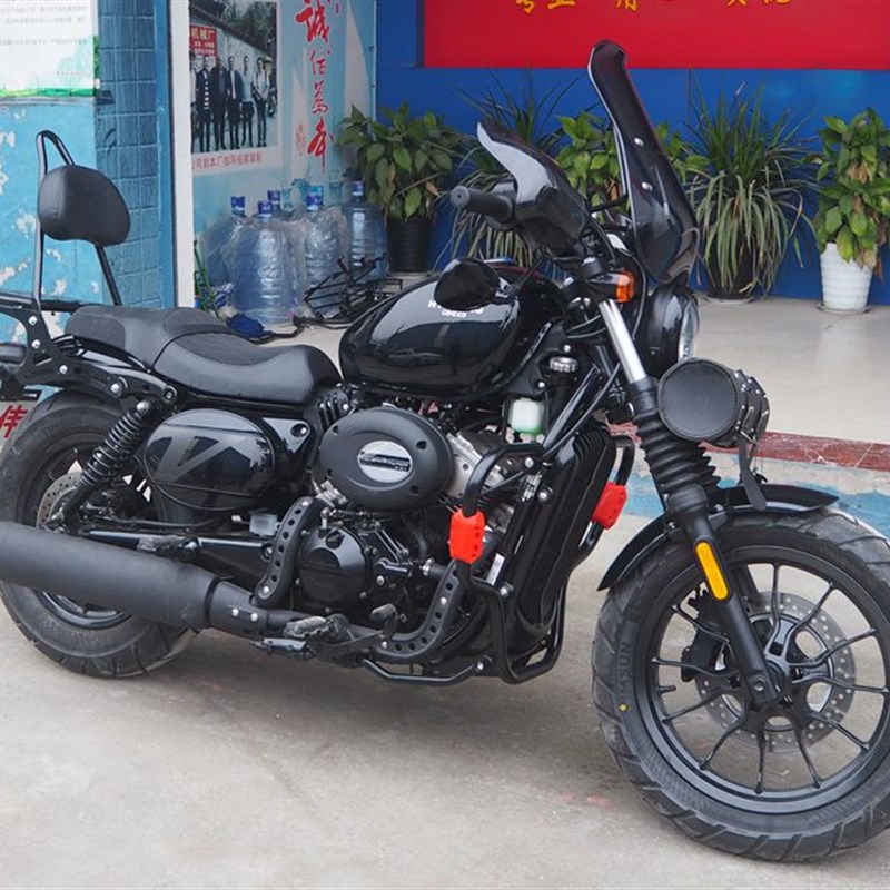 适用轻骑大韩晓星GV300S保险杆gv300前保杆杠靠背后尾架改装