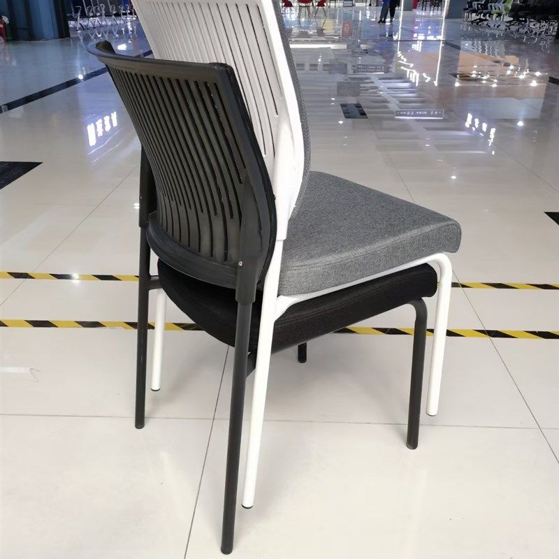 会议椅培训椅弓形办公椅加厚钢管学生培训椅叠摞麻将椅员工椅子