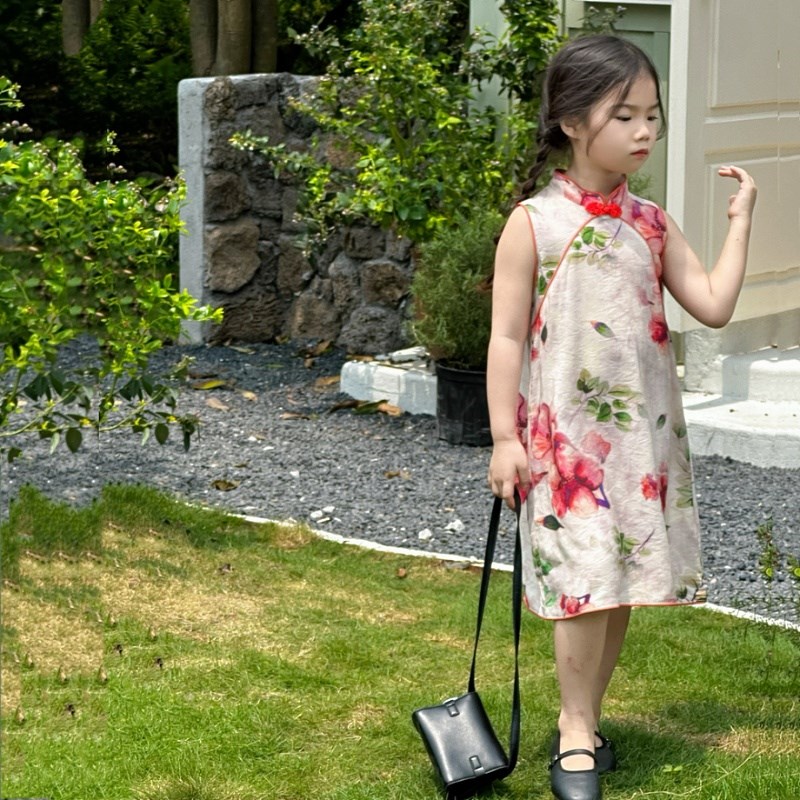 女童新中式改良旗袍2024夏季国风儿童复古无袖连衣裙夏季汉服裙子