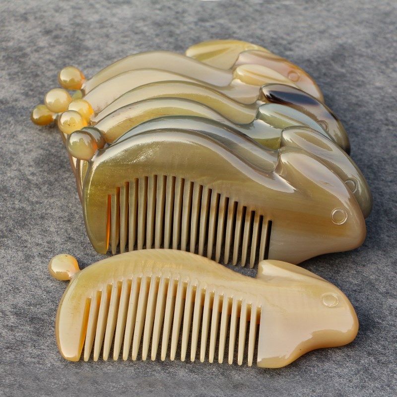 手工牛角按摩梳子密齿个人护理洗漱按摩化妆加厚梳家用实用品梳子,家庭/个人清洁工具,梳子/化妆梳/按摩梳,淘宝优惠券,粉丝福利购,淘宝优惠卷