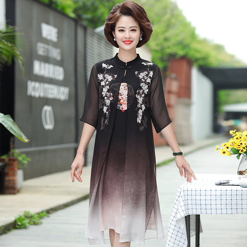 2021新款中老年妈妈夏装旗袍领唐装裙子洋气雪纺假两件时尚连衣裙