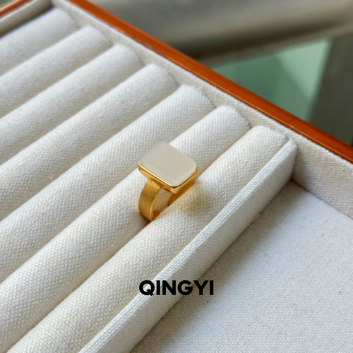 天然俄料和田玉白玉方糖戒指s925银磨砂女款玉石指环送朋友礼物