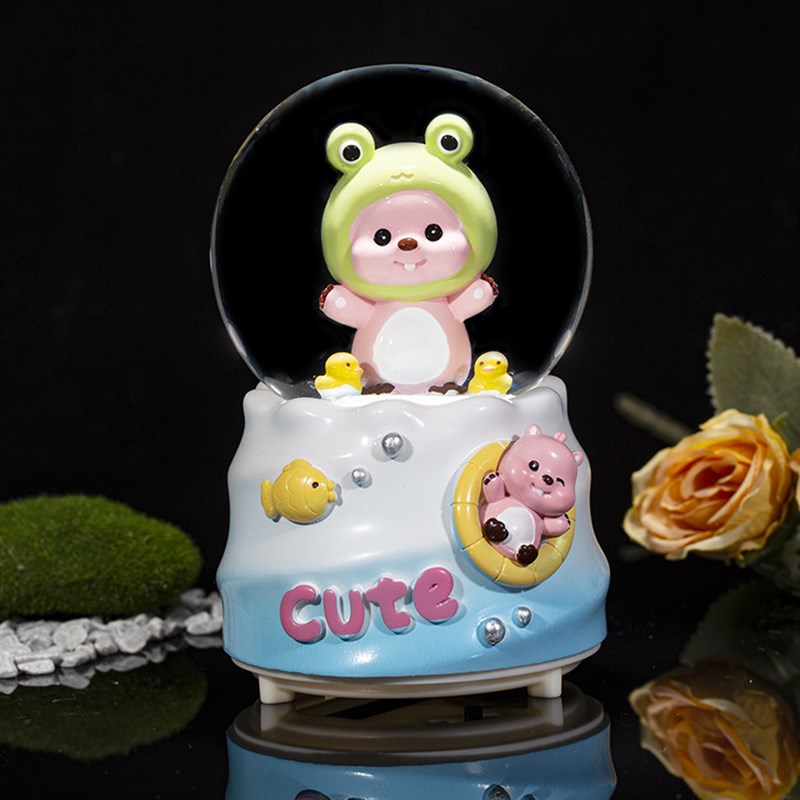 卡通小海狸水晶球儿童飘雪八音盒发光音乐盒学生生日礼物桌面摆件