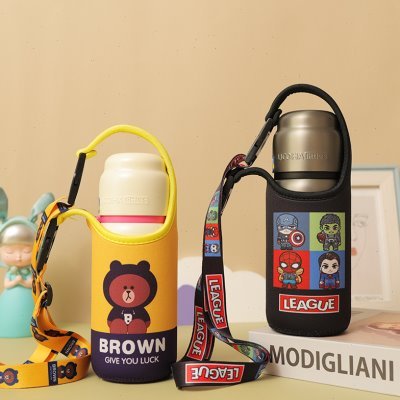 通用uooha涂鸦430毫升保温杯杯套儿童上学水杯斜挎手提两用保护袋