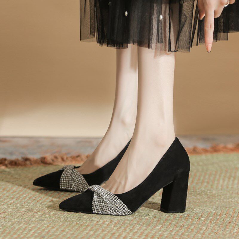 黑色高跟鞋粗跟不累脚胖宽脚女鞋大码41-43软底水钻职业工作单鞋