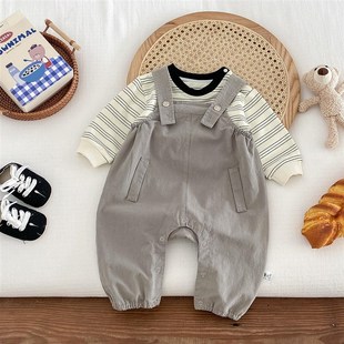男宝宝背带裤套装洋气韩版时尚条纹打底衫简约婴儿连体衣外出服春