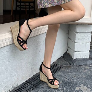 夏防水台镂空女鞋 绒面坡跟凉鞋 百搭厚底高跟鞋 2024年新款 女T字带