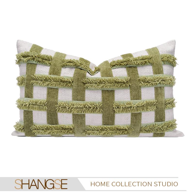 尚塞布艺现代草绿色肌理毛毛腰枕样板房售楼处沙发靠包高档抱枕