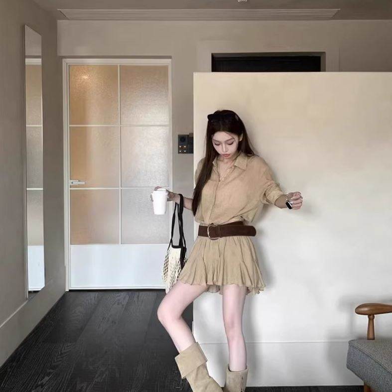 高级感修身收腰显瘦翻领短袖衬衫连衣裙女夏季复古气质百褶裙短裙