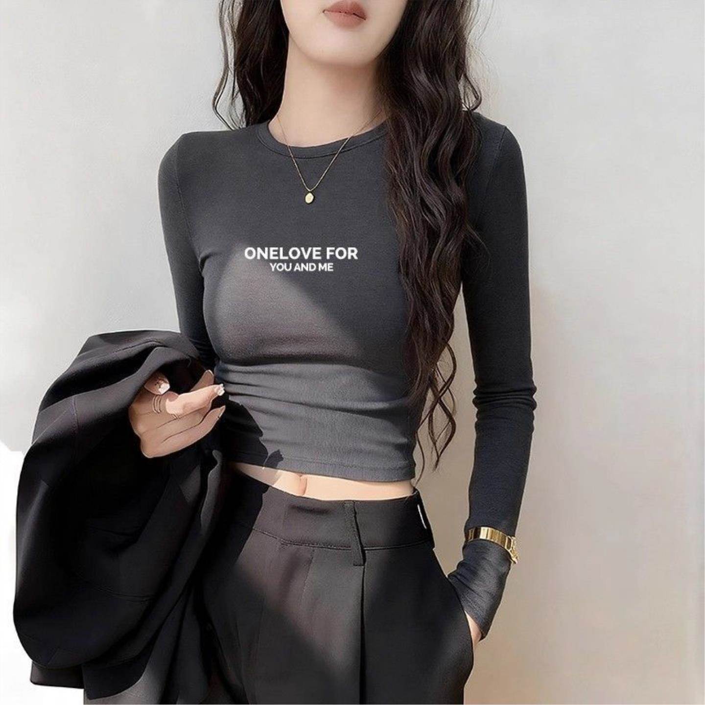 橘色短款t恤女长袖2026年秋冬款修身显瘦打底小衫露脐上衣服ins潮