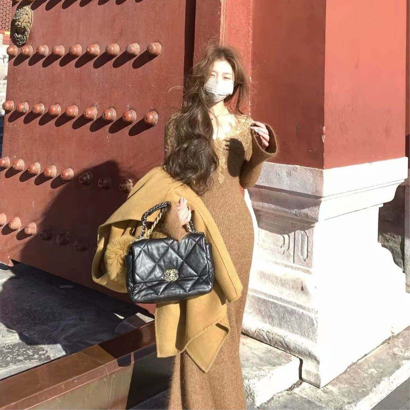 韩系名媛风千金感针织连衣裙春夏新款美拉德穿搭蕾丝拼接毛衣长裙