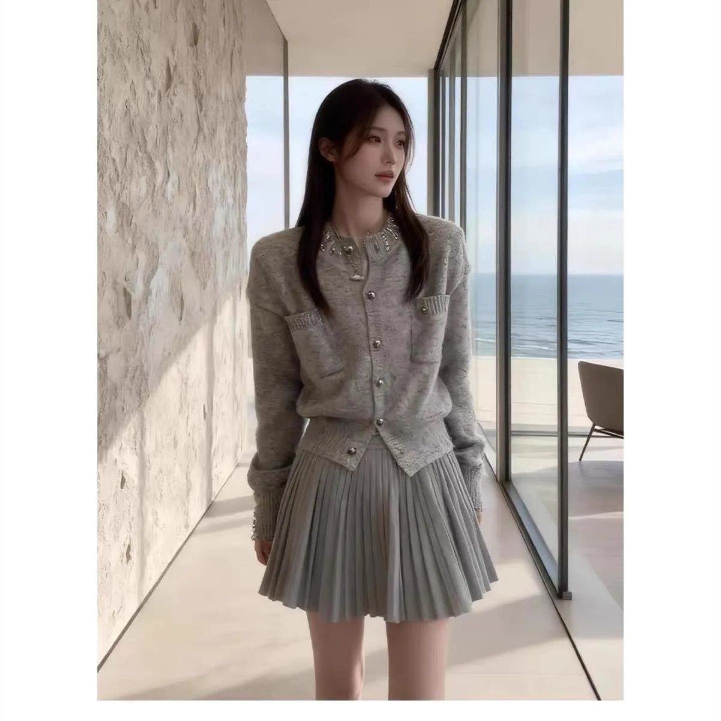 韩系温柔设计感小香风针织开衫春夏镶钻灰色毛衣外套+半身裙套装