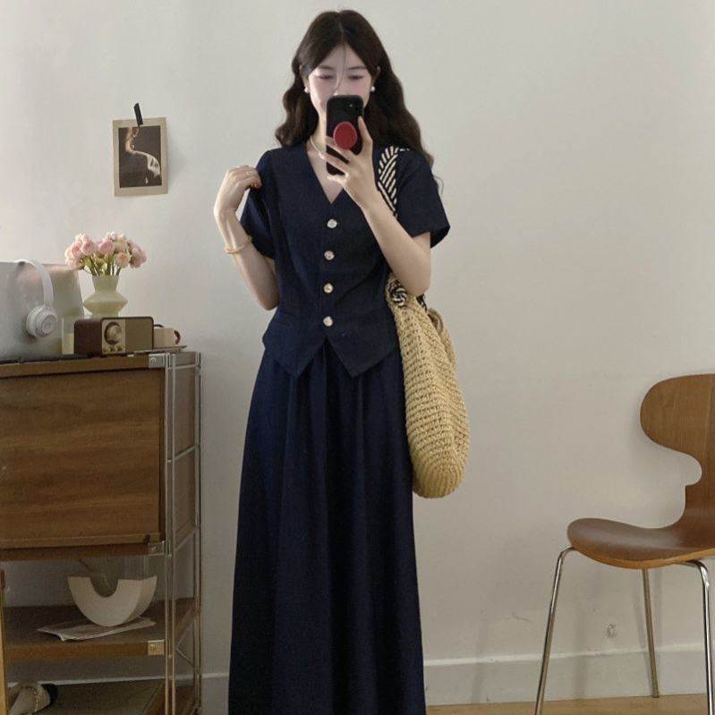 胖mm短袖上衣a字半身裙25夏季新款设计感大码女装显瘦气质套装女