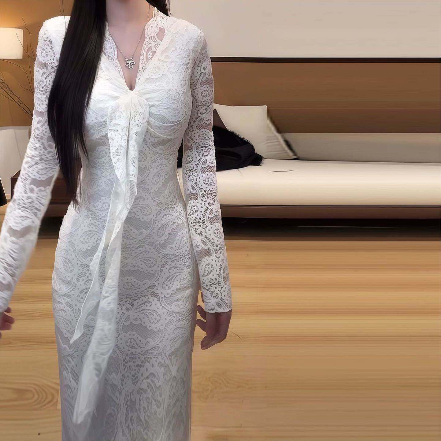 春季辣妹紫色V领蕾丝连衣裙女长袖修身绑带收腰包臀轻熟风裙子