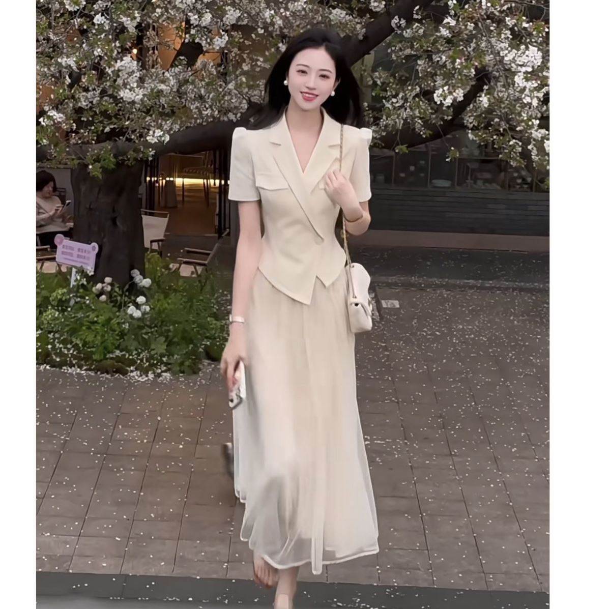 洋气小香风套装法式气质女神范短袖上衣高腰时尚网纱半身裙两件套