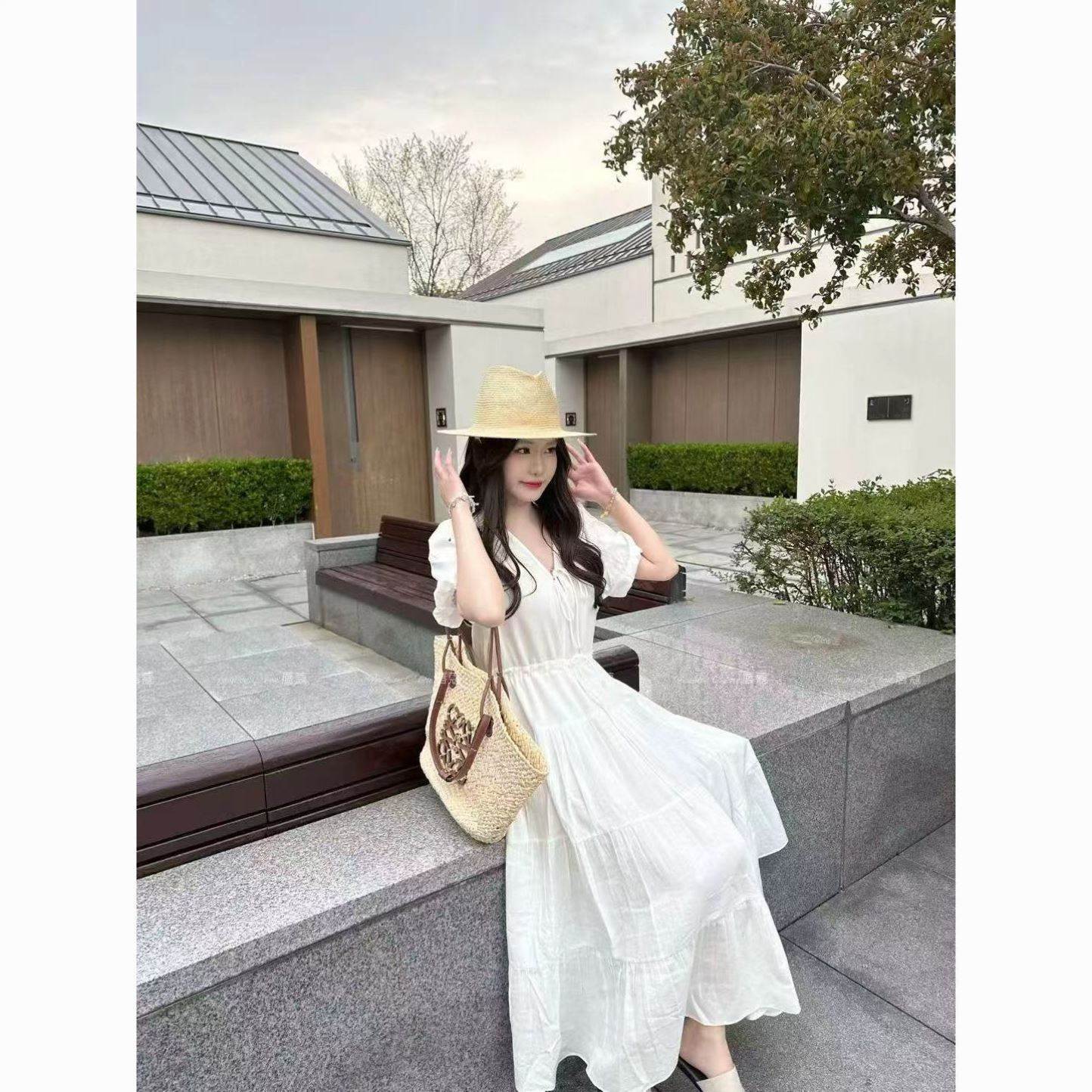 出游季薄荷甜美设计闺蜜装裙子夏季法式抽绳泡泡袖超仙收腰连衣裙