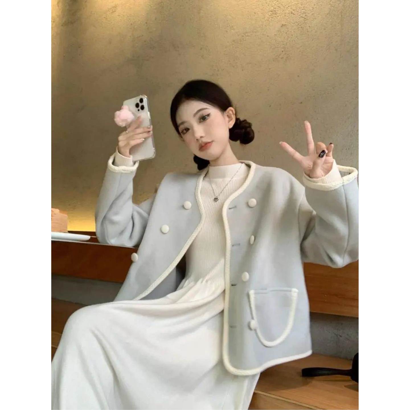 针织连衣裙早春季2026新款修身显瘦内搭套装裙子两件套毛呢外套女