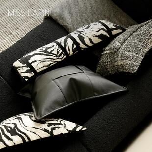 澜品 【松烟入墨】素色新中式抱枕客厅沙发腰枕床头靠垫黑白方枕