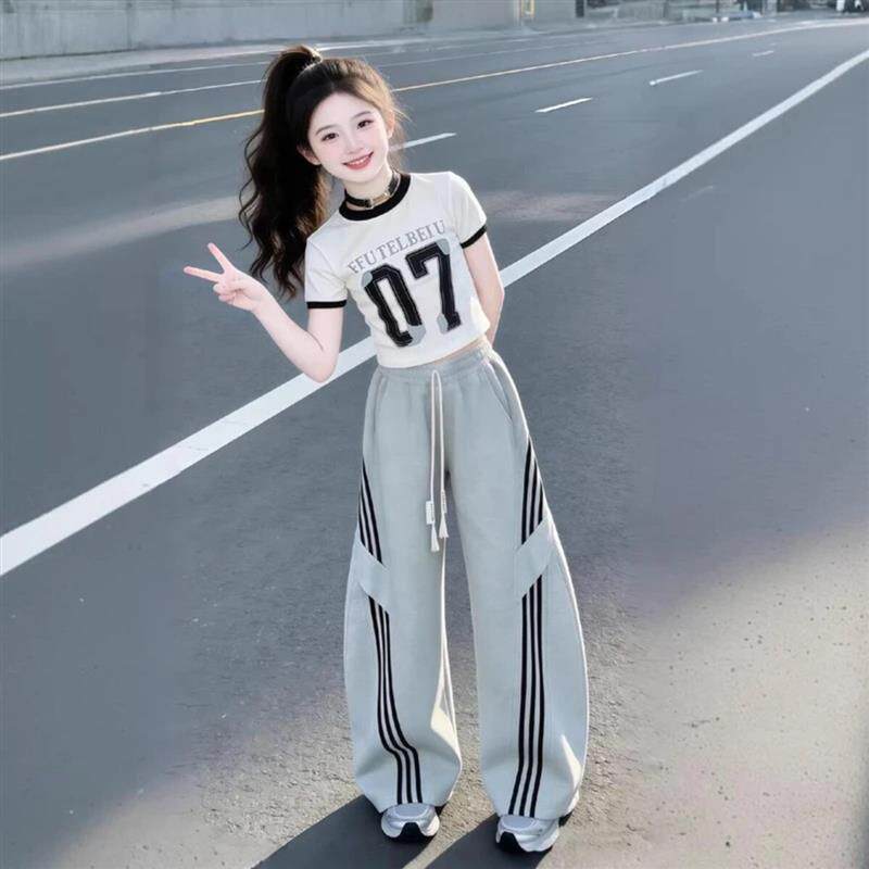 潮童衣舍甄选2女童运动套装2026新款短袖T恤夏装女孩弯刀裤两件套