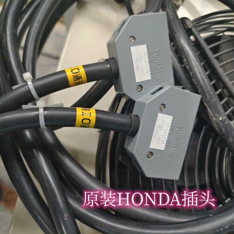 发那科110码垛机器人IO通讯线CRMA52A/B控制线A660-2007-T375 30P