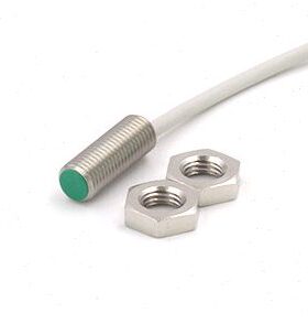 现货Baumer堡盟 IFRM 08P1713/PL电感接近开关IFFM 06P15A3/O1L