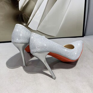 尖头细跟7cm单鞋 2021春秋新款 亮片婚鞋 女银色闪耀新娘伴娘鞋 大码