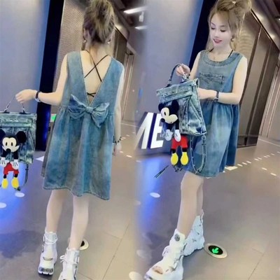 牛仔马甲吊带连衣裙女夏季宽松显瘦背带裙小个子高腰V领背心短裙