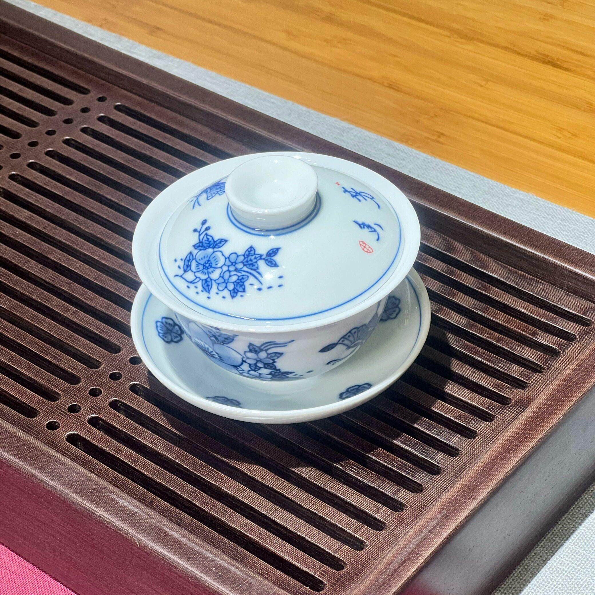 青花瓷福蝶功夫茶具碗陶瓷泡茶手盖杯茶子绘小号RUV手抓三才碗碗