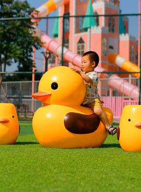 玻区璃钢动物座椅卡熊猫小黄鸭儿幼园游乐场景坐通FZC凳美陈装饰