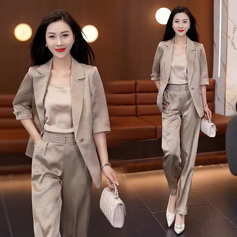 时尚小西装套装女2025夏季减龄女士洋气薄款西服背心直筒裤三件套