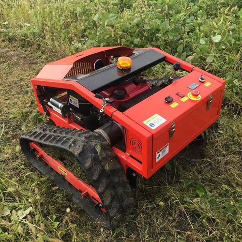 自行走遥控割草机 履带式7.5马力园林果园打草机 小型割草机供应